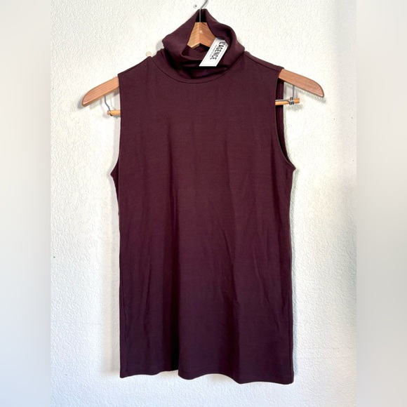 L'AGENCE Tops - L’Agence Ceci Sleeveless Turtleneck size S in Dark Malbec